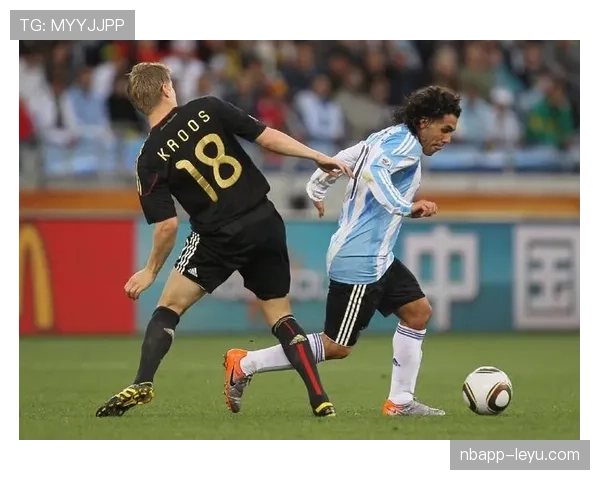 齐达内更衣室管理术大揭秘：如何锻造无坚不摧的团队凝聚力与战斗精神