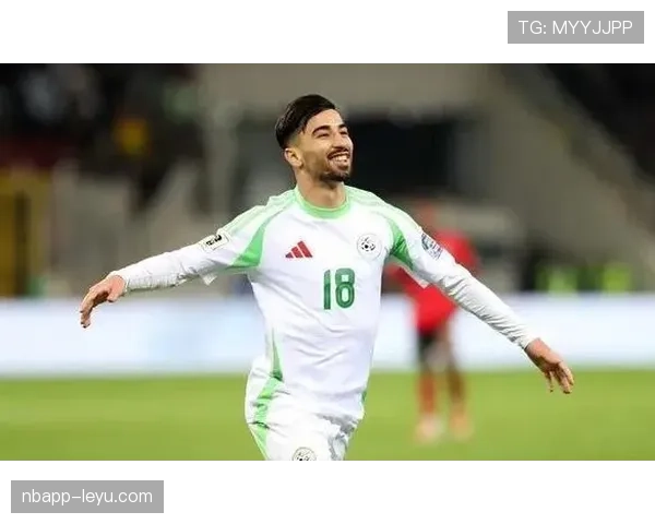 德甲豪门竞相报价引爆转会市场，新星争夺战引全球瞩目