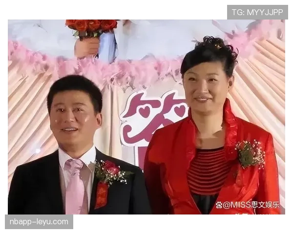 杨昊训练结束直奔豪车，队友逗：这是来比赛还是拍偶像剧？